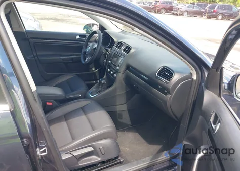 2010 Volkswagen Jetta Se z USA, uszkodzony, nr VIN 3VWTX7AJ2AM613550